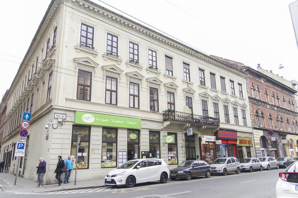Ava'S Champagne Studio City Center-Andrash Street King Street Budapest Exterior foto